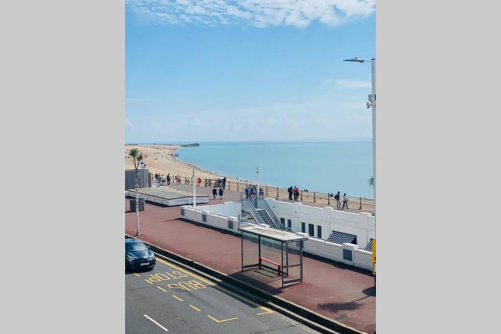 הייסטינגס Lovely Seaside Town House מראה חיצוני תמונה